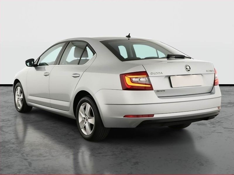 Škoda Octavia (2019) Style 1.6 TDI, ČR,1.maj - fotka 4 z 14