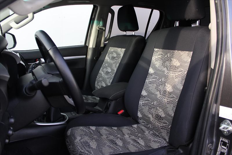 Toyota Hilux 2.4D4D 110kW EXPED. SPECIÁL ČR - fotka 10 z 24