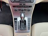 Volkswagen Passat (2012) 2.0TDi, DSG, výhřev sed - náhled 15