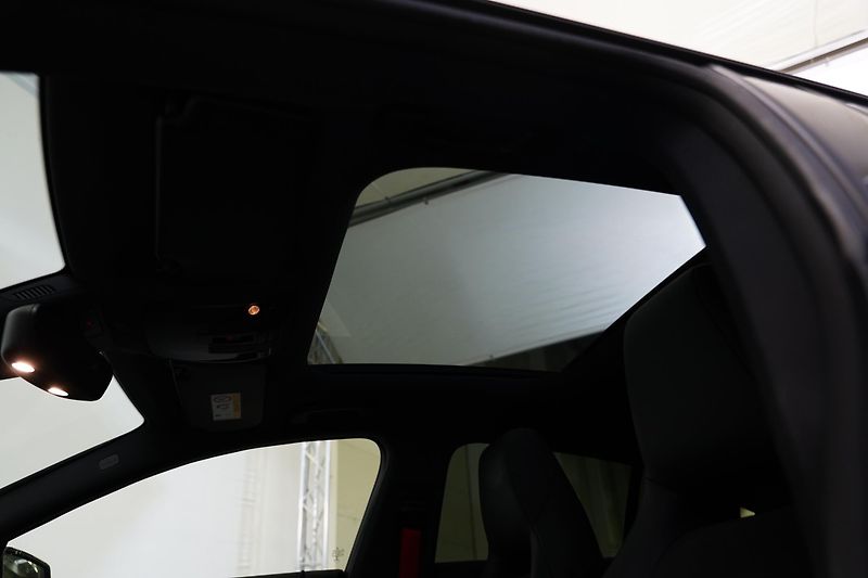 Mercedes-Benz CLA - fotka 29 z 30