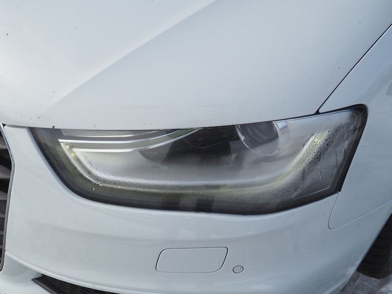 Audi A4 (2013) 2.0 TDI, 4x4, AT, S-Line - fotka 7 z 39