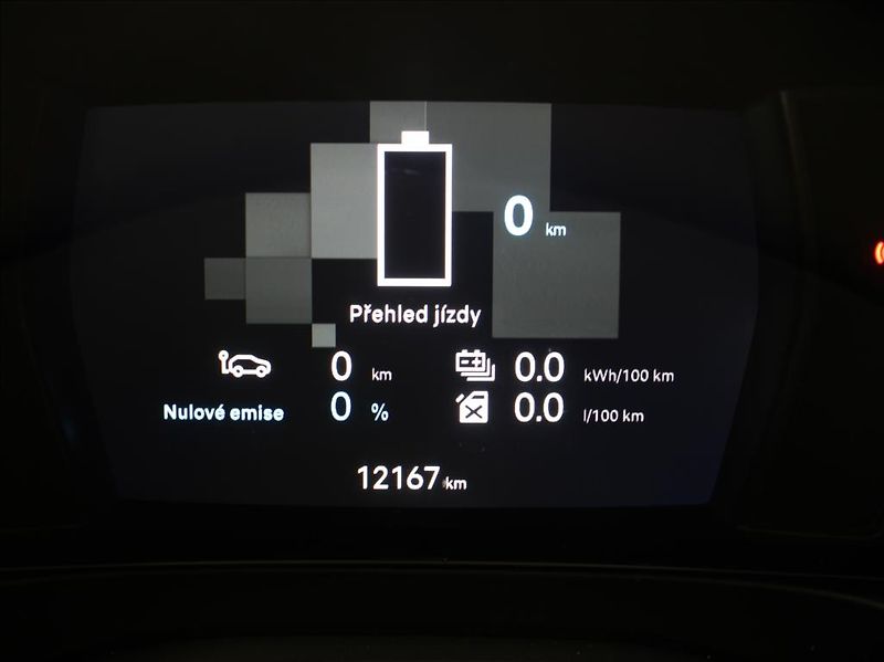 Citroën C5 X 1,6 PHEV 225 Shine 12 170km ČR - fotka 15 z 15