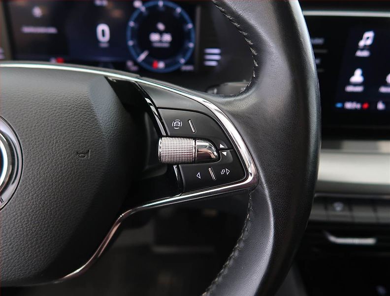 Škoda Octavia (2022) Ambition 2.0 TDI, ČR,1.maj - fotka 20 z 24