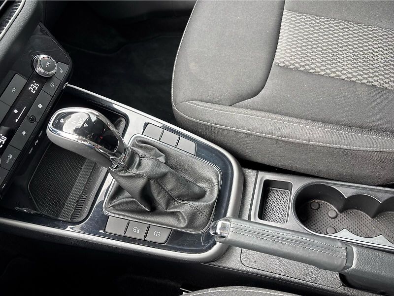 Škoda Fabia 1.0 TSI 85 kW Top Selection DS - fotka 20 z 27