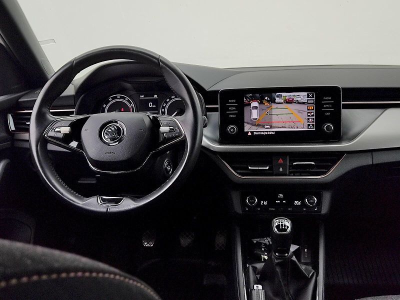 Škoda Scala (2023) Style Plus 1,0 Tsi 81 Kw - fotka 6 z 35