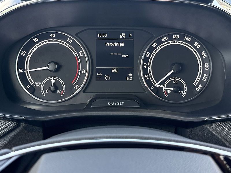 Škoda Fabia (2022) 1.0 TSI DSG Style - fotka 6 z 29
