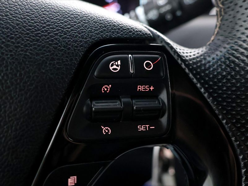 Kia Ceed 1,6 CRDi 100kW GT-Line CZ Navi - fotka 23 z 38