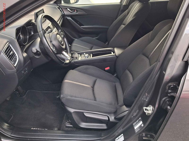 Mazda 3 (2018) 2.0, Sport, navi, +ALU - fotka 9 z 20