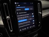 Volvo XC40 B3 DARK PLUS CZ 1.maj - náhled 36