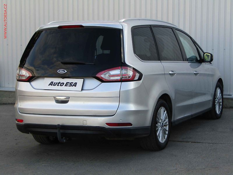 Ford Galaxy (2016) 2.0TDCi 7Míst, AT, navi - fotka 4 z 21