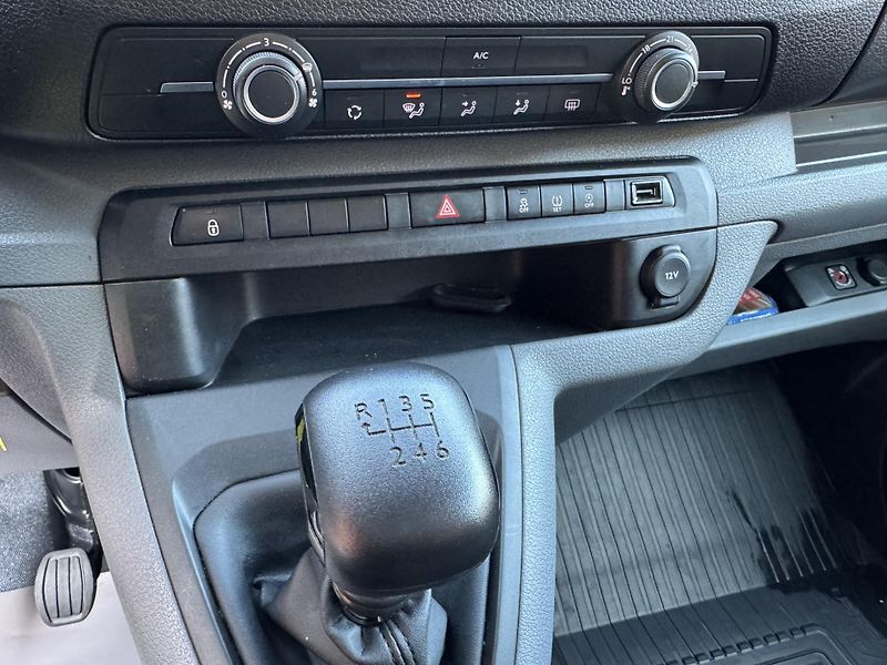 Toyota ProAce Verso 2,0D 140 L2 9MÍST ČR  - fotka 16 z 20