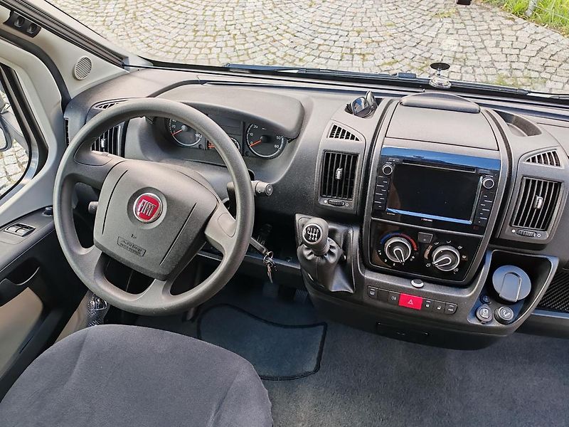 Weinsberg (2013) R58 - komisní prodej - fotka 14 z 18