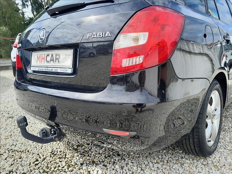 Škoda Fabia II 1.2 i 51kW KOMBI - fotka 15 z 53