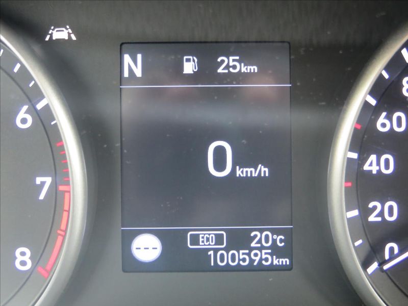 Hyundai i30 1,5 T-GDI mHEV Family Smart - fotka 26 z 28