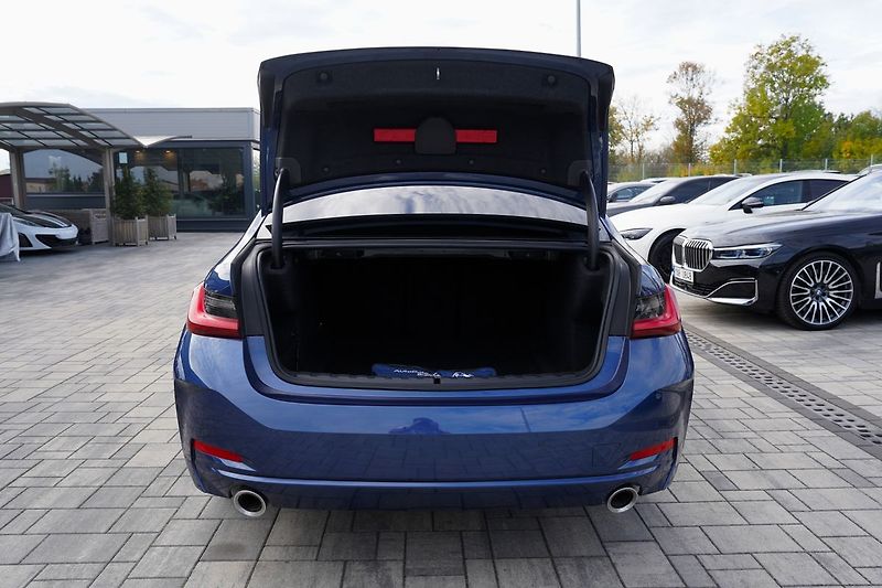 BMW Řada 3 320d xDrive/Lasery/kůže/1.maj. - fotka 11 z 40
