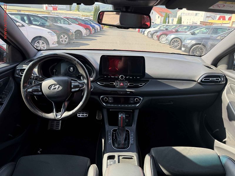 Hyundai i30 (2022) 1.5T-GDi, ČR, AT - fotka 8 z 19