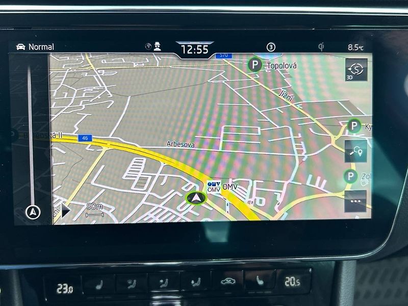 Škoda Superb (2022) kombi 2.0 TDI 7DSG L&K - fotka 30 z 35