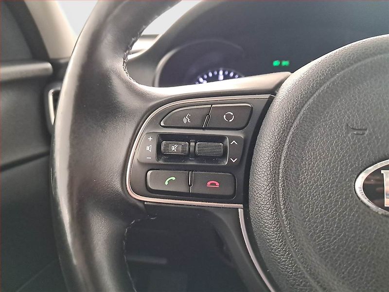 Kia Optima (2017) 1.7 CRDI, Automat, Serv.kniha - fotka 18 z 21