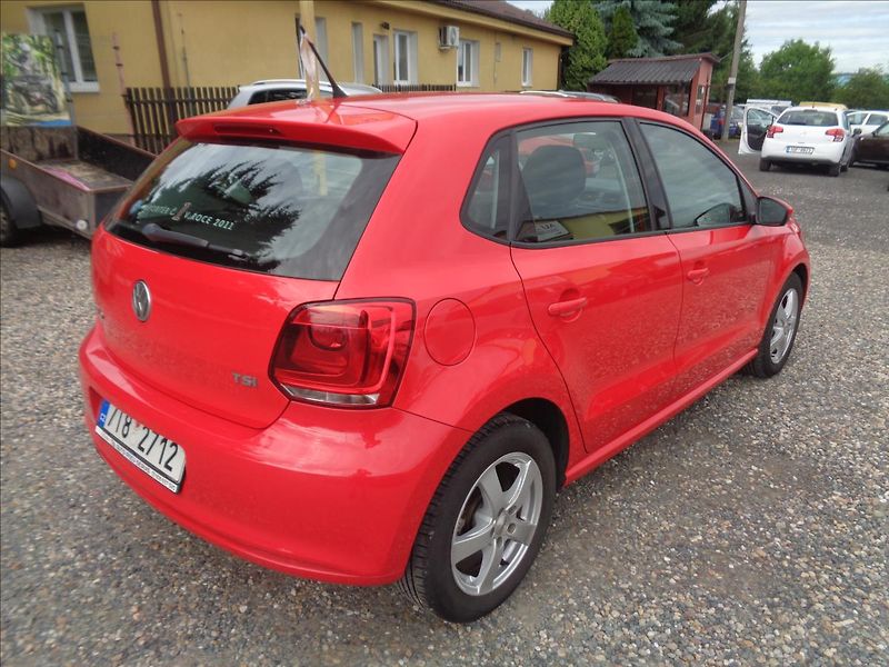 Volkswagen Polo 1,2 - fotka 7 z 19