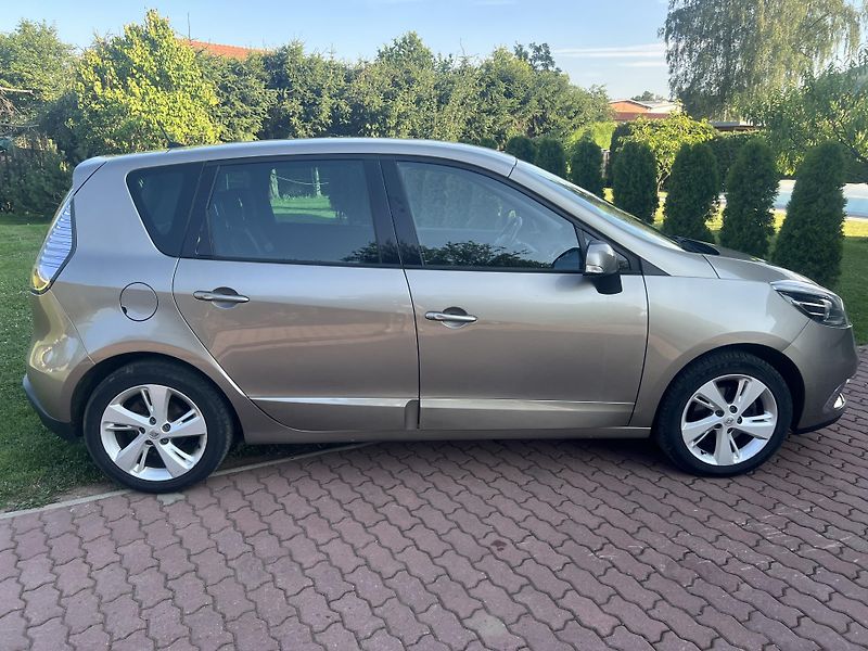 Renault Scénic 1.2TCE 85KW,KůŽE,NAVI,2xKOLA - fotka 8 z 44