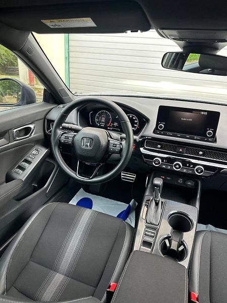 Honda Civic (2023) SPORT 2.0 I-VTEC 116 KW AUTOMA - fotka 12 z 26