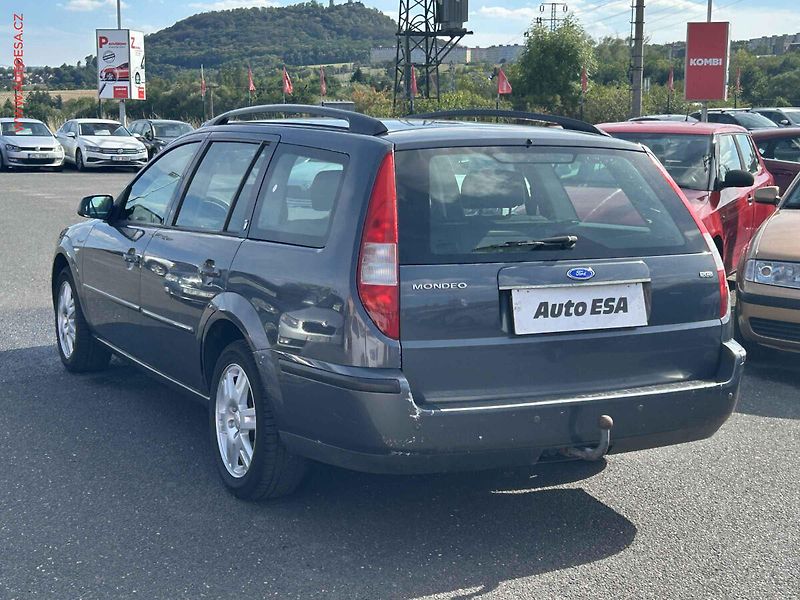 Ford Mondeo (2004) 1.8 16V, AC, výhřev sed - fotka 6 z 16