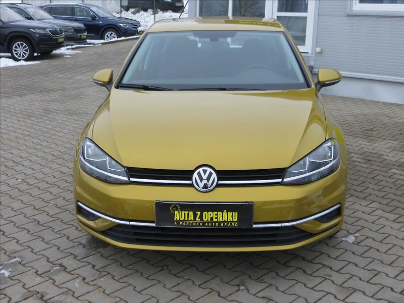 Volkswagen Golf 1,0 TSI 85kW Comfortline DSG - fotka 2 z 24