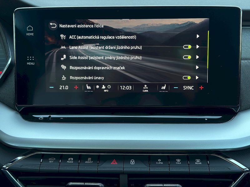 Škoda Octavia (2022) 1.5 TSI / 110kW / STYLE - fotka 28 z 35