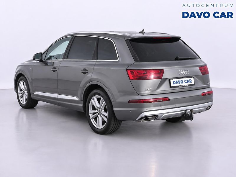 Audi Q7 3,0 TDI 200kW 4X4 360 BOSE Sof - fotka 7 z 36