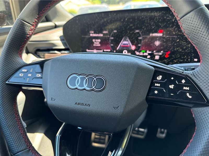 Audi Q5 TDI 150KW  quattro - fotka 18 z 24