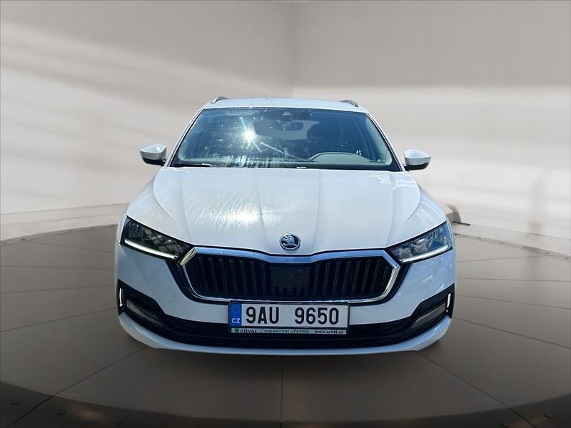 Škoda Octavia 2,0 TDI 110 Ambition - fotka 2 z 11