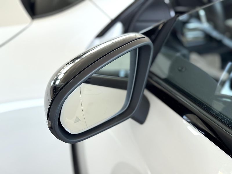 Mercedes-Benz CLA 200 Aut 120kW*AMG*MAX.VÝB*360K - fotka 35 z 36