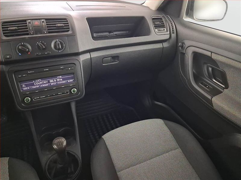 Škoda Roomster (2011) 1.2 12V, nová STK, Tažné - fotka 8 z 17