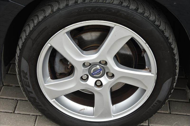 Volvo S60 2.0D 120kW MOMENTUM ČR - fotka 9 z 22