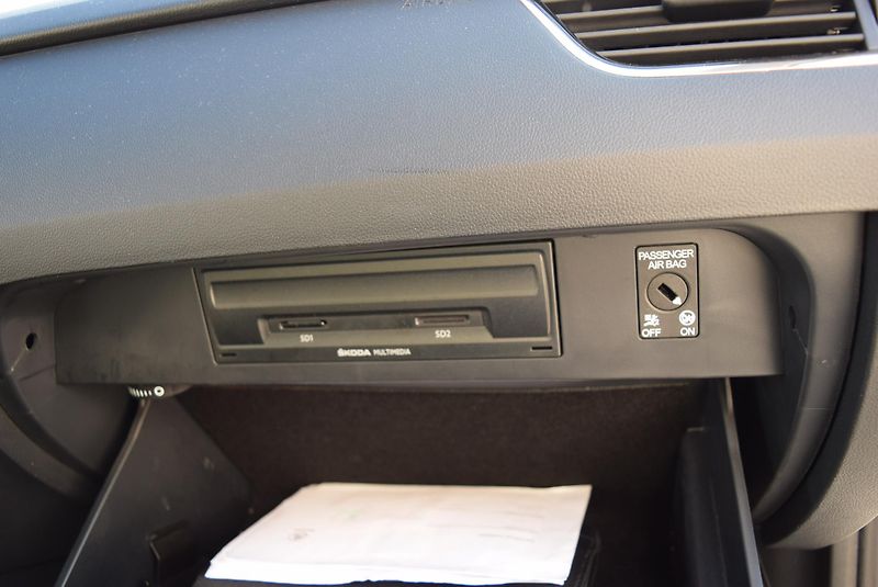 Škoda Octavia (2020) 1.5TSI 110kwSTYLE FULL LED NAV - fotka 40 z 48