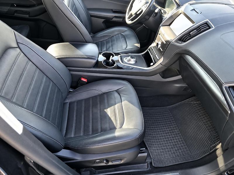 Ford Galaxy (2023) 2.5 hybrid, VIGNALE,7-MÍST - fotka 5 z 7
