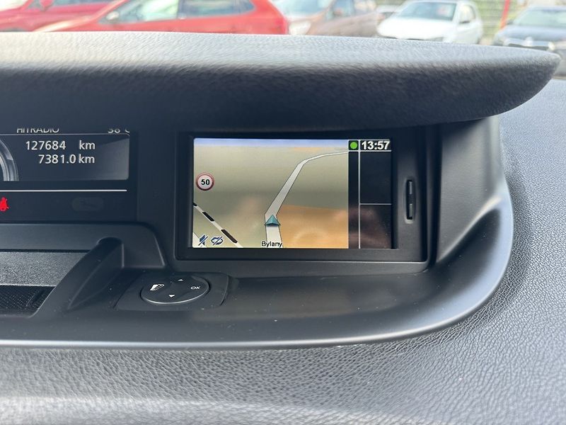 Renault Scénic (2014) 1.5dCi  Navi Digi Klima Bose - fotka 12 z 50
