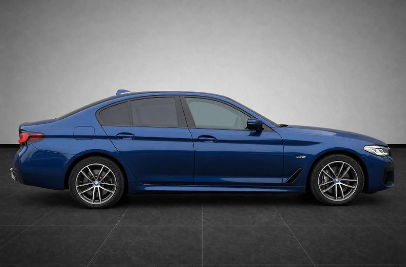 BMW Řada 5 545e xDríve, ČR, Ventilace - fotka 6 z 31