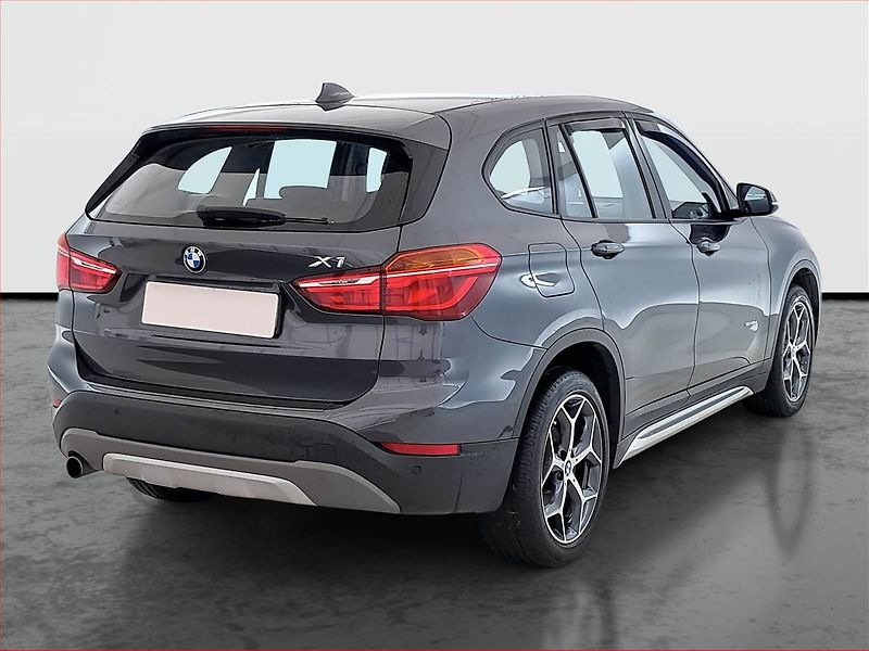 BMW X1 (2017) sDrive18d, Automat, Serv.kniha - fotka 5 z 22