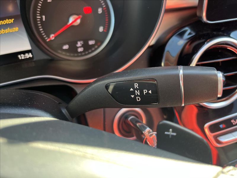 Mercedes-Benz Třídy C 2,1 250d 150KW 4MATIC LED DPH - fotka 27 z 50