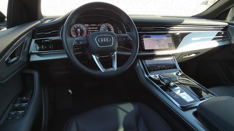 Audi Q8 55 TFSI quattro tiptronic - fotka 5 z 26