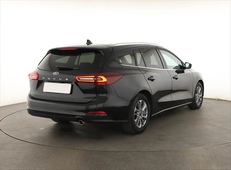 Ford Focus (2024) Titanium 1.0 MHEV, Automat, ČR - fotka 5 z 20