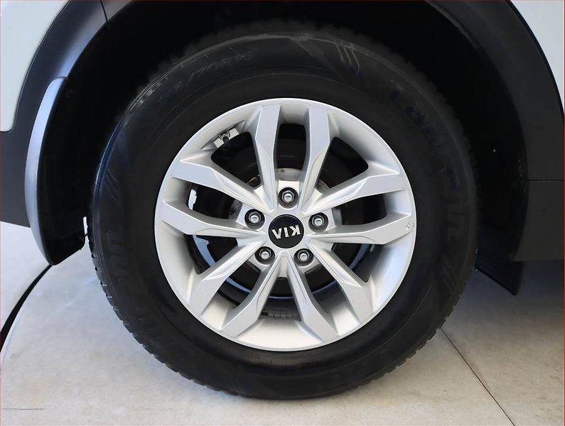 Kia Sportage (2021) 1.6 T-GDI, 4X4, Serv.kniha - fotka 15 z 18
