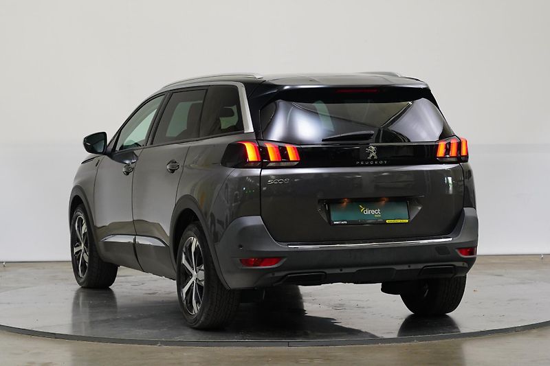 Peugeot 5008 - fotka 4 z 6