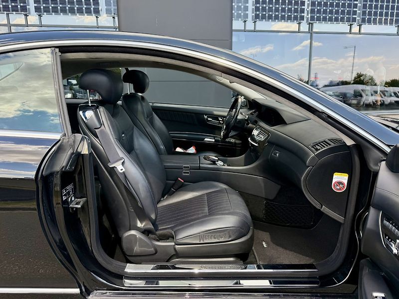 Mercedes-Benz CL (2008) 600 - fotka 37 z 45