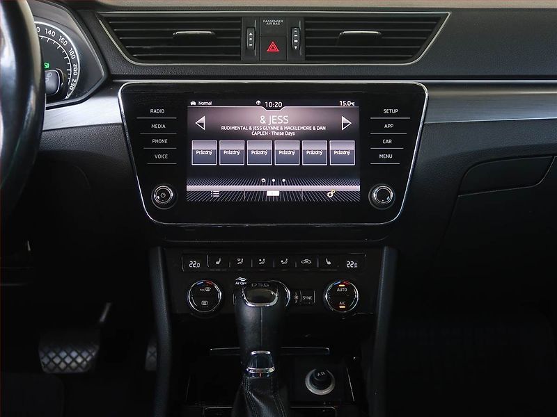 Škoda Superb (2019) 2.0 TDI, Automat, Kůže, Navi - fotka 11 z 19