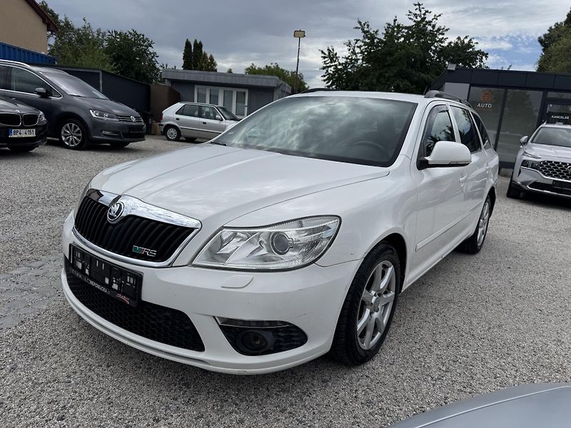 Škoda Octavia (2010) 2.0 TSi 147KW DSG RS - fotka 3 z 19