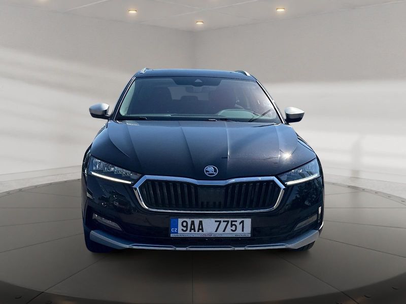 Škoda Octavia (2022) SCOUT 2.0TDI 147kW 4x4 CZ DPH - fotka 2 z 11