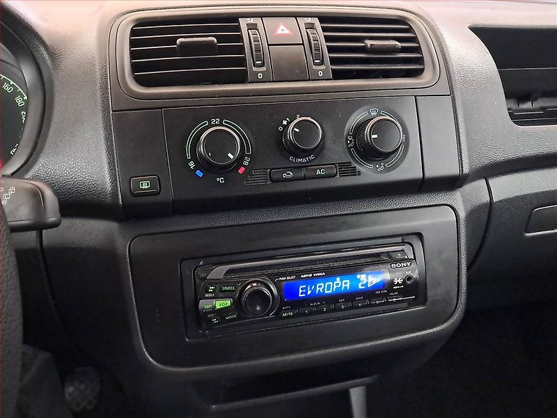Škoda Fabia (2010) 1.2, po STK, v provozu - fotka 12 z 15