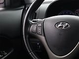 Hyundai i30 (2010) 1.4 CVVT, po STK, dobrý stav - náhled 12